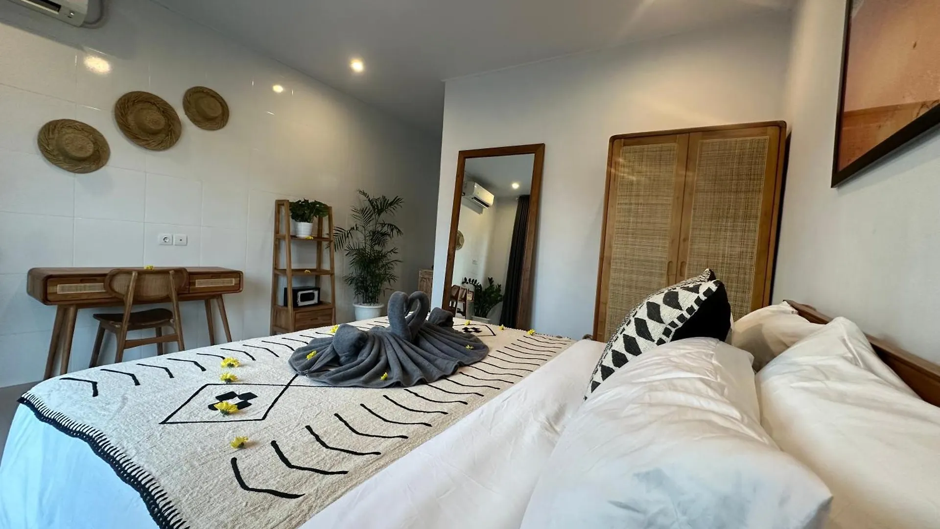 2 Bedrooms Villa Cinta Umalas Kerobokan